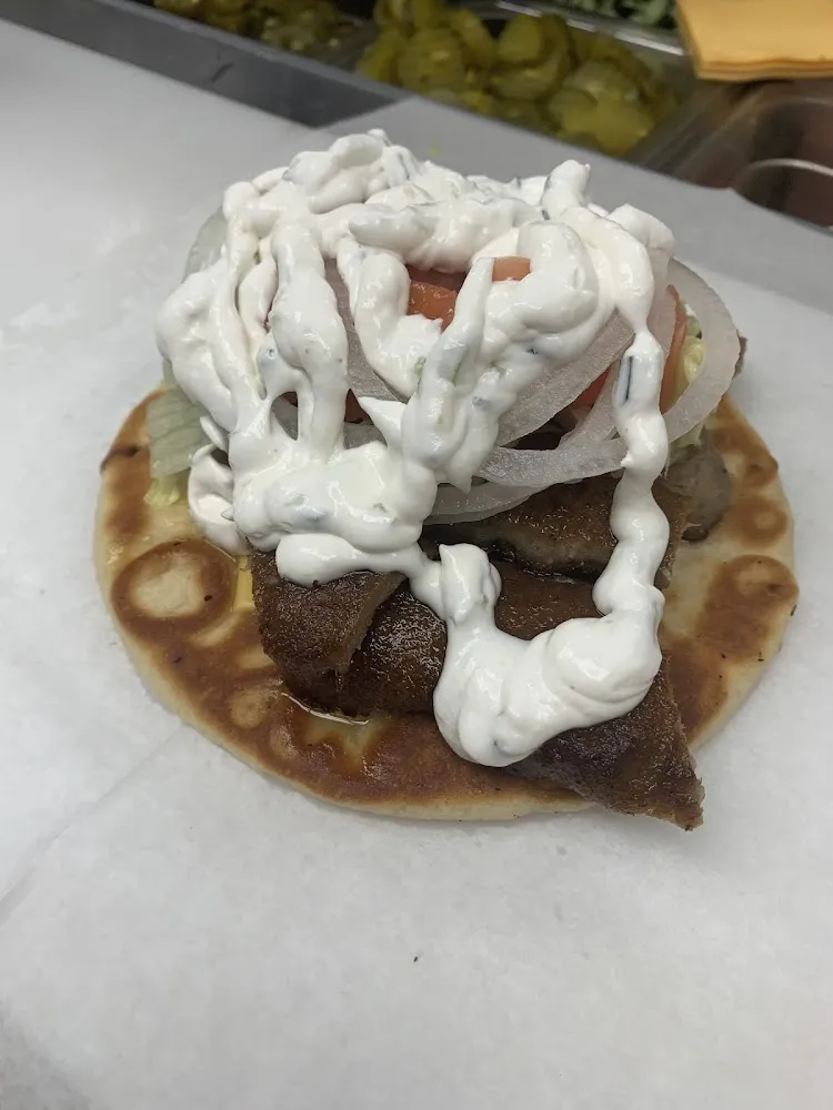 Gyro Cheeseburger
